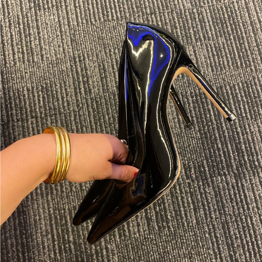 SCHUTZ black pumps size 7.5